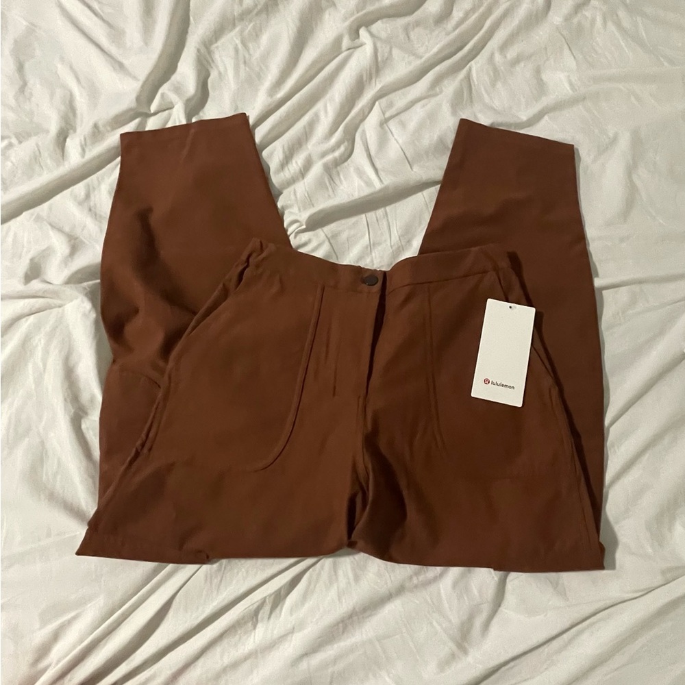 lululemon athletica utility cargo